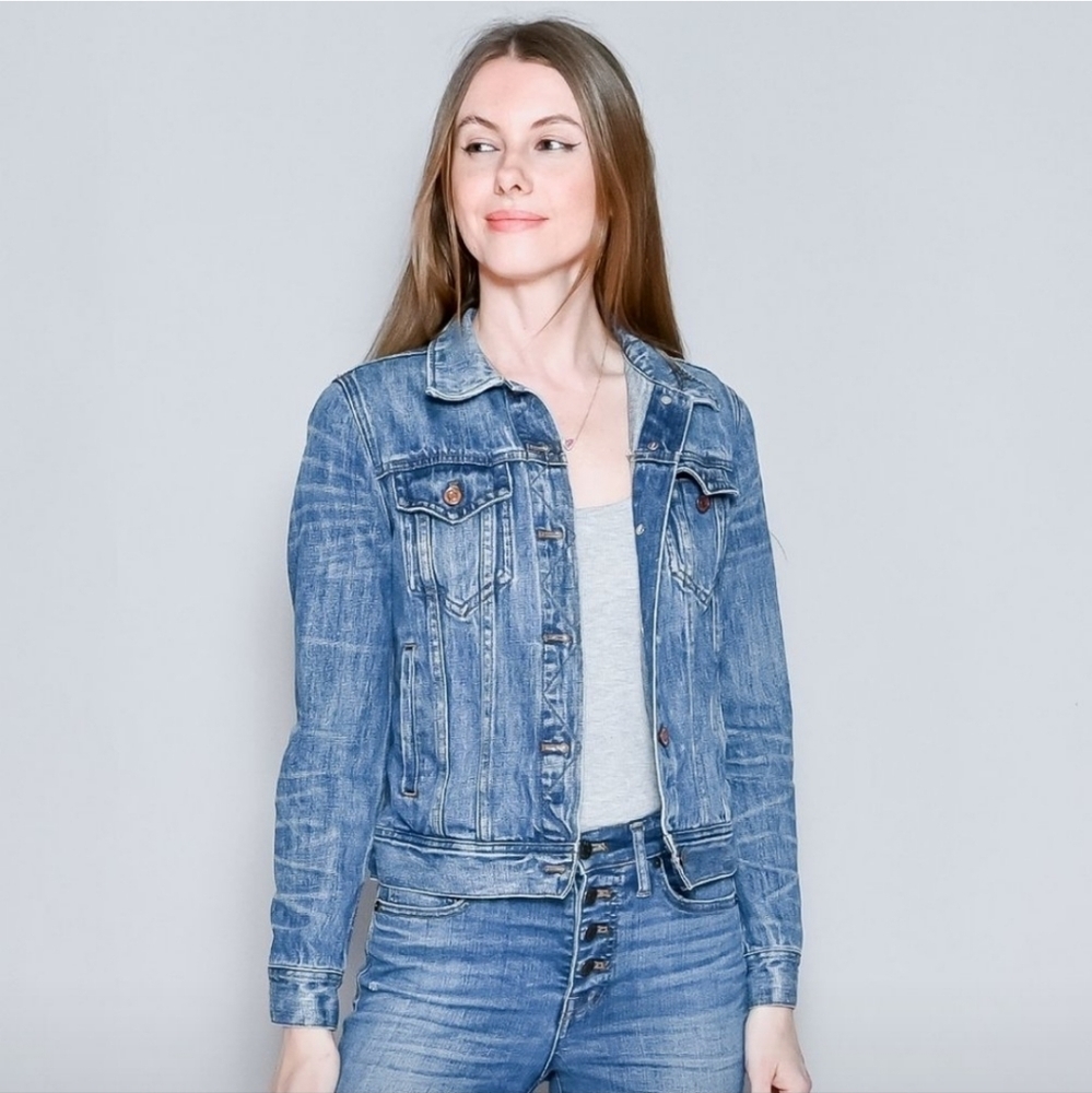 J. CREW Classic Blue Denim Jacket stone washed‎ S